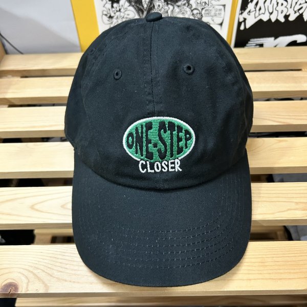 画像1: USED_"ONE STEP CLOSER" ベースボールキャップ (ブラック) (1)