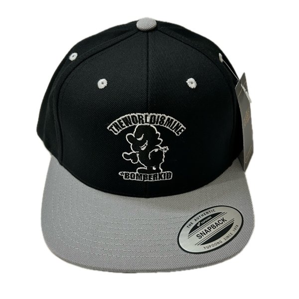 画像1: "BOMBERKID + LOGO EMBROIDERY" SNAPBACK (BLACK/SILVER) (1)
