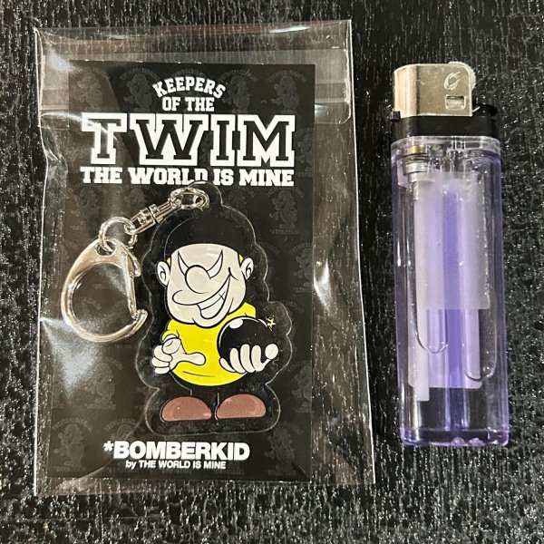 画像6: "*BOMBERKID" ACRYLIC RESIN KEY-CHAIN (Front ver.) (6)